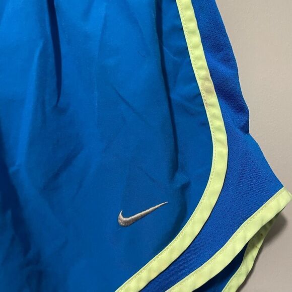 Dri-fit Nike shorts - Picture 3 of 4
